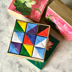 Bánh Màu Pháp Lam Huế - Moc Truly